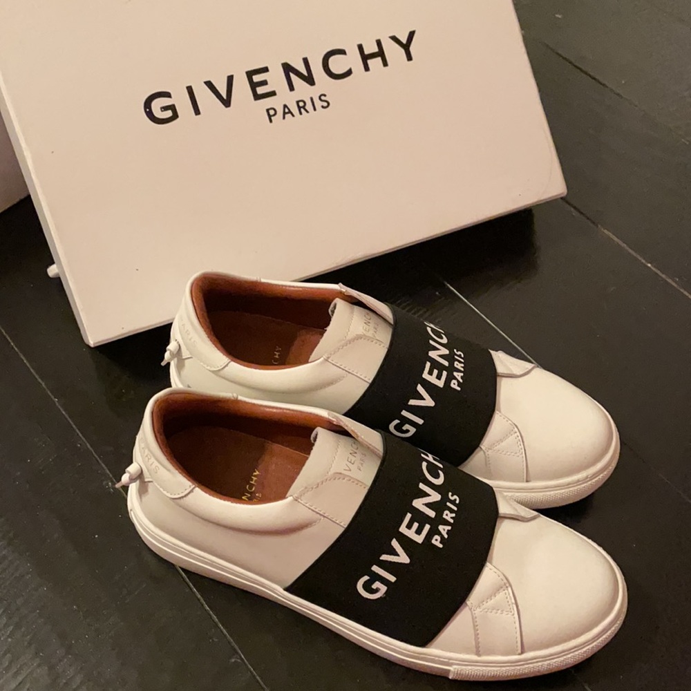 Givenchy Paris Strap Elastic Sneakers